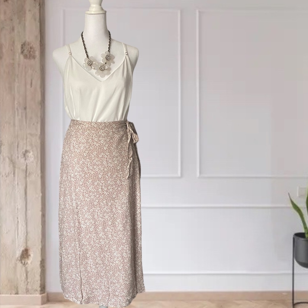 URBAN ROMANTICS | Midi Wrap Skirt